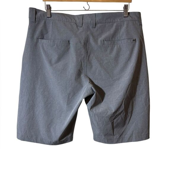 TRAVIS MATHEW | shorts 36 - Picture 2 of 4